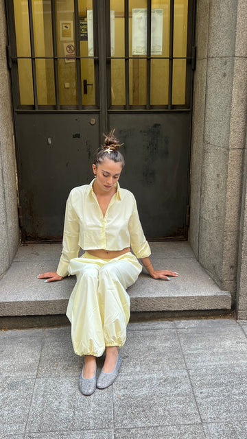 Urban Ensemble Set In Yellow