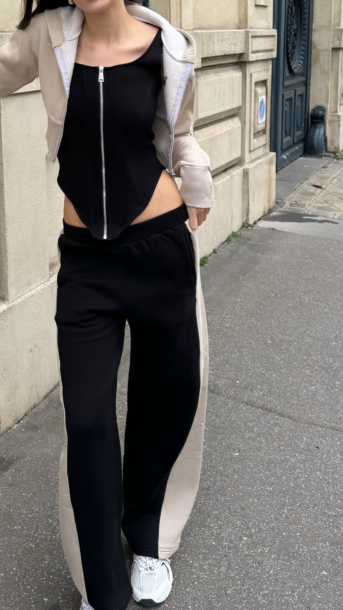 black x peanut wide leg