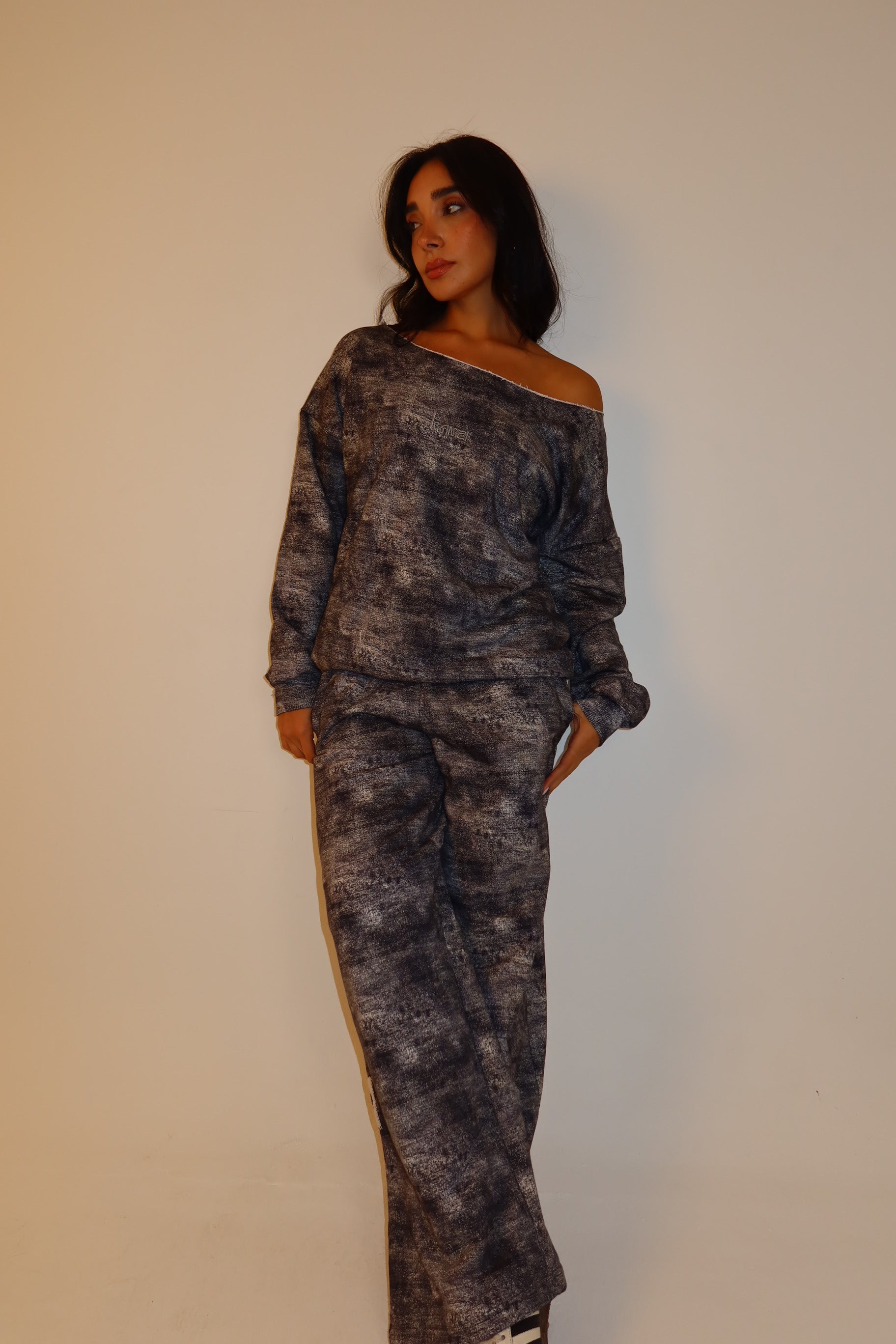 Ash Wash No Neckline Sweater