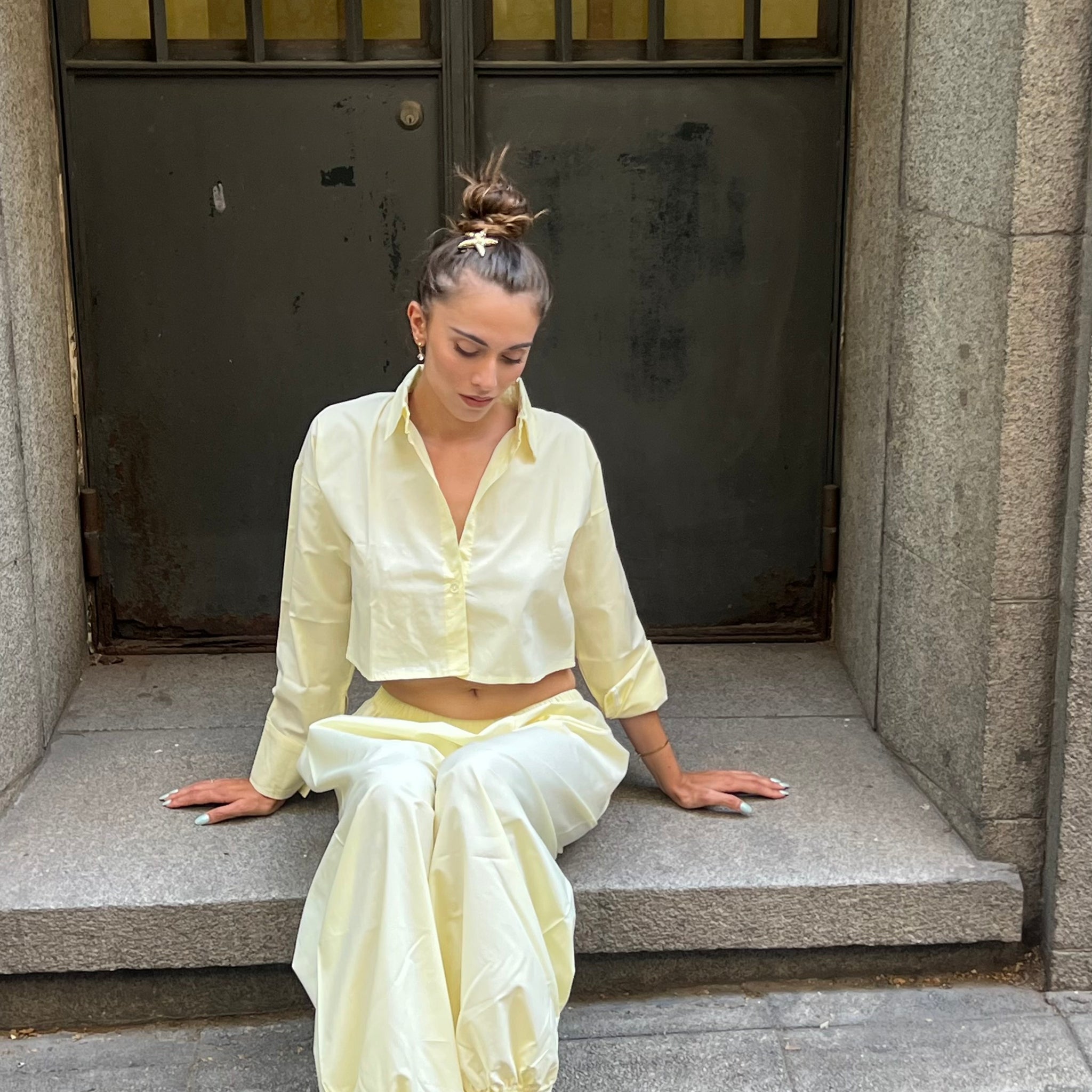Urban Ensemble Set In Yellow
