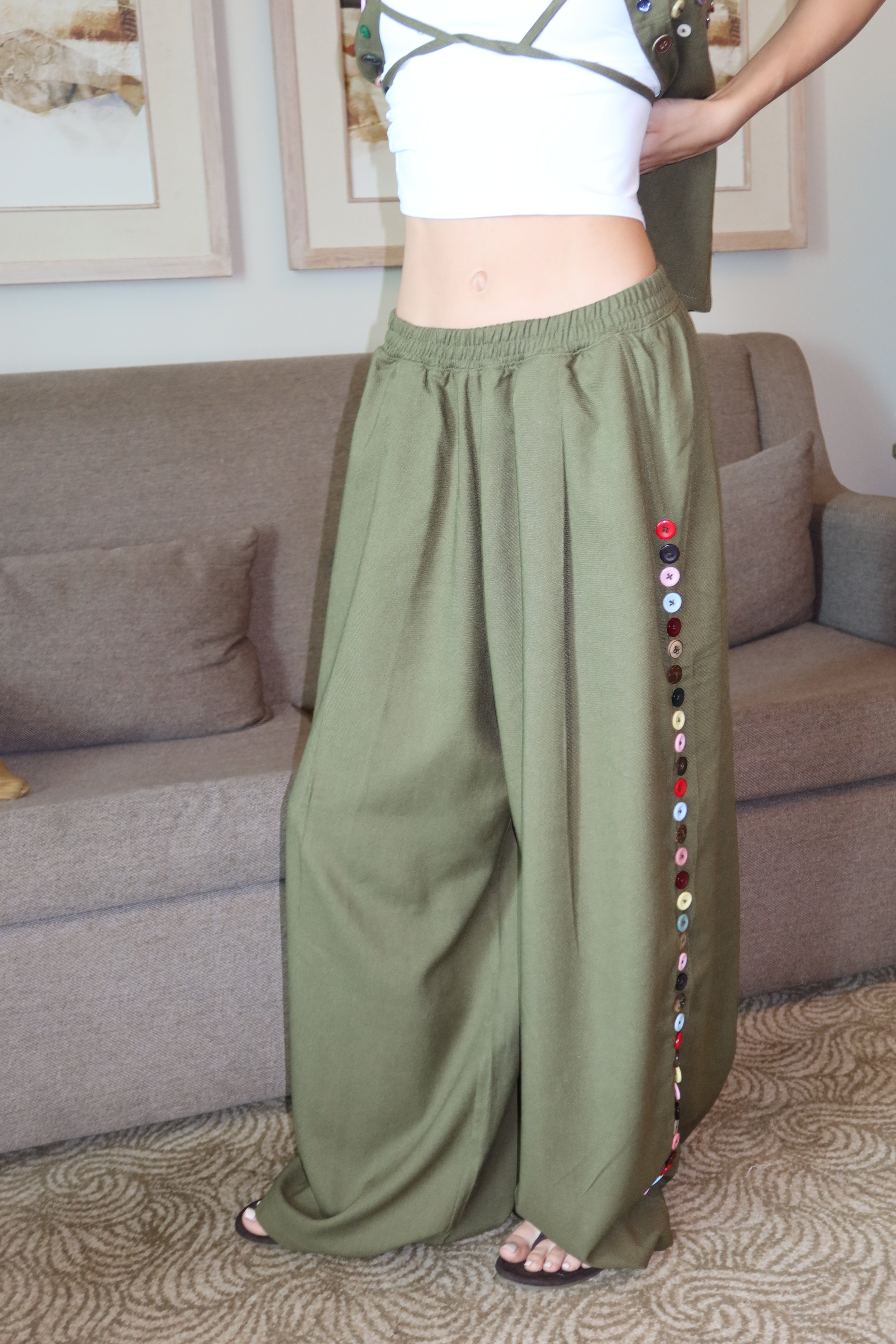 Button Extension In Pants And Chemise Set
