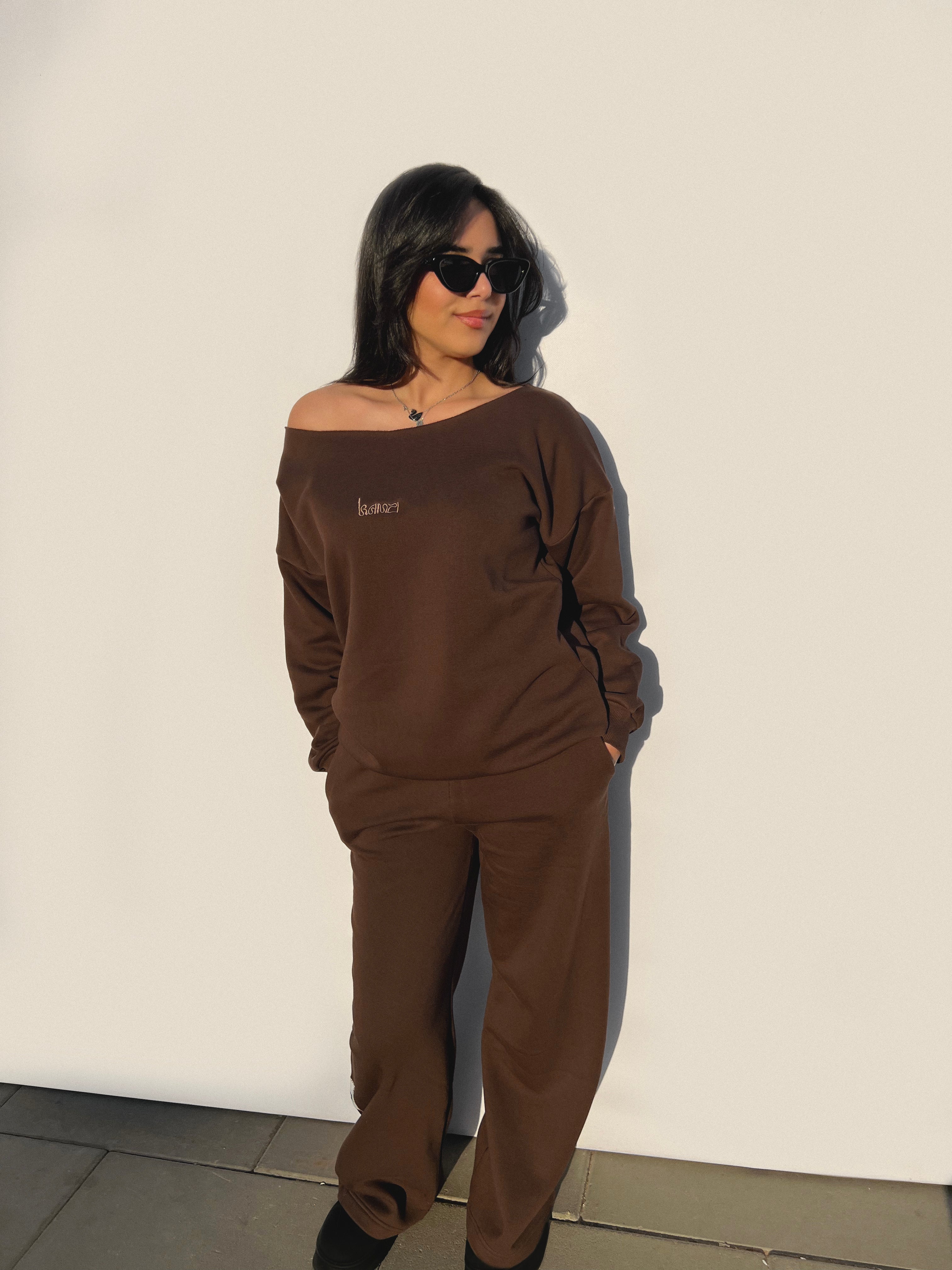 brown no neckline sweater